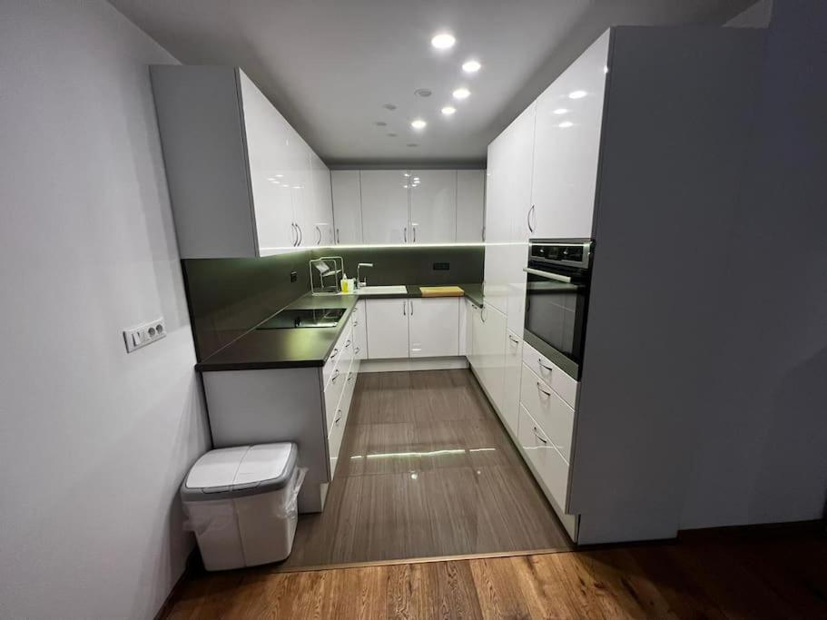 Porec, Tolle 3 Zi-Whg, Sehr Zentral, Top Zustand! Mit Internet Und W-Lan! Екстер'єр фото