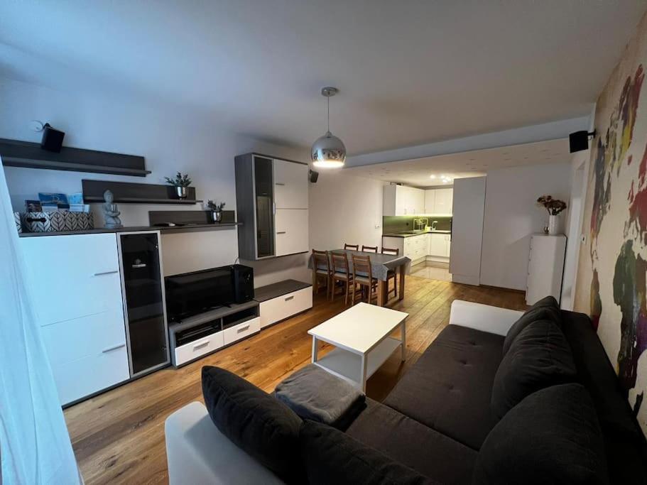 Porec, Tolle 3 Zi-Whg, Sehr Zentral, Top Zustand! Mit Internet Und W-Lan! Екстер'єр фото